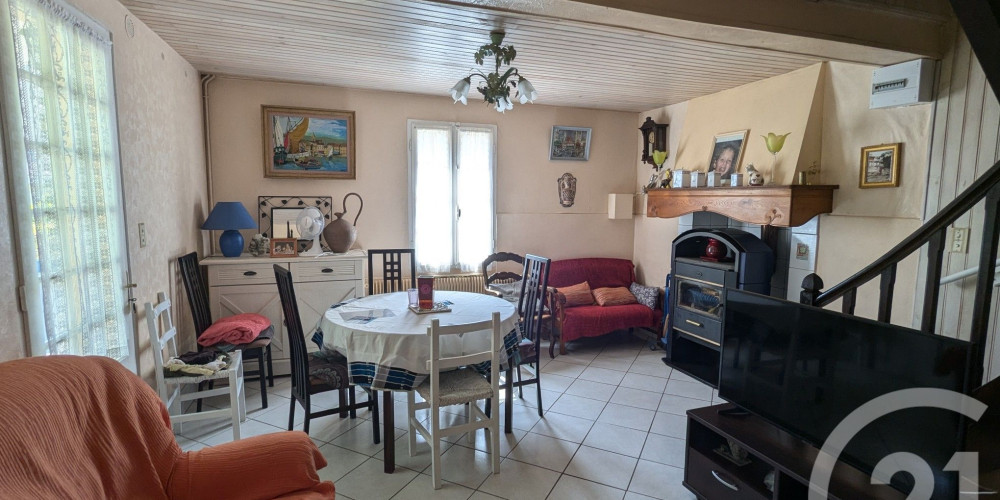 maison à SAUVETERRE DE BEARN (64390)